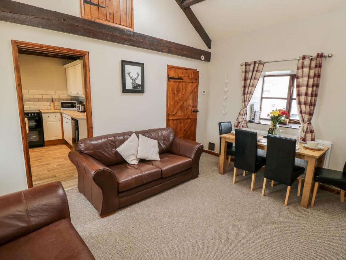 Stable Cottage Staintondale Екстер'єр фото